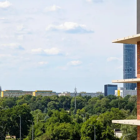 Park Skowroni Heights By Bookinghost Appartement Wrocław